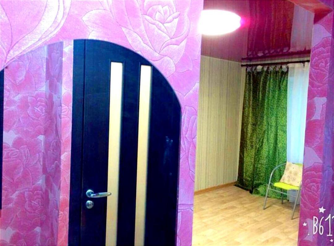 Apartment комфортні з King Size ліжком та ванною, в районі дафі,16 лікарні *